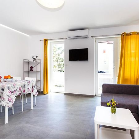 Golden Island Apartments Krk Town Exterior photo